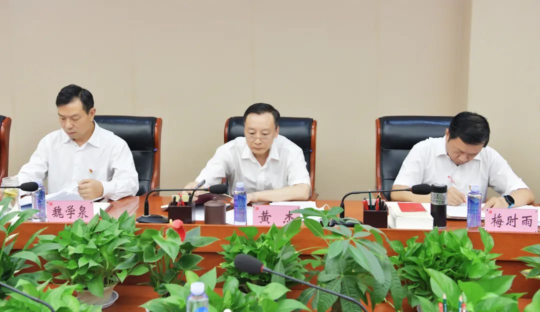 &#21326;&#20159;&#24179;&#21488;&#95;&#21326;&#20159;&#40;&#20013;&#22269;&#41;